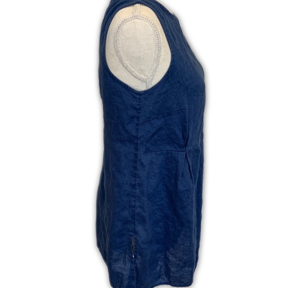 J. Jill blue linen sleeveless top with double split hem and gathered side - Picture 3 of 12